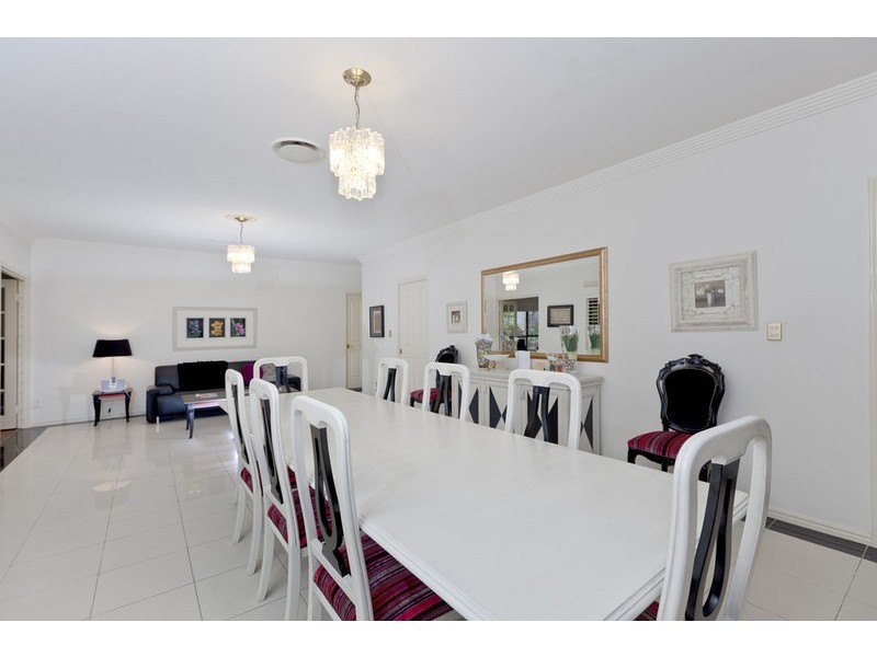 4  Reculver Street, Robertson QLD 4109