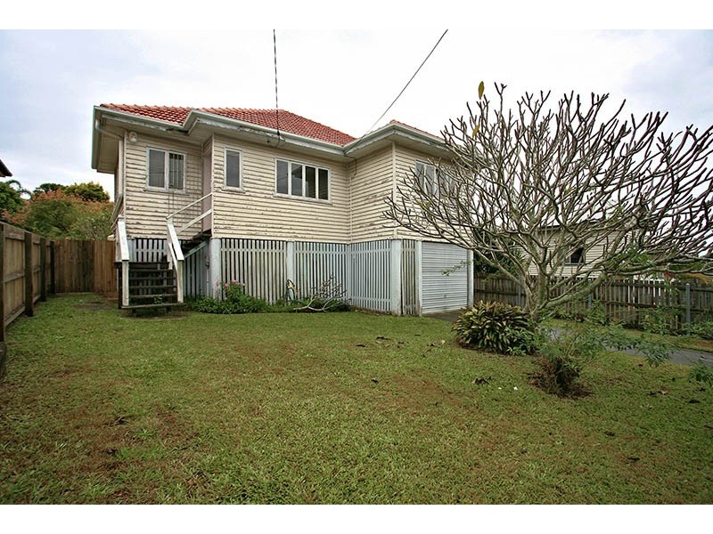 134 Broadwater Road, Mount Gravatt East QLD 4122