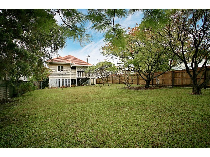 134 Broadwater Road, Mount Gravatt East QLD 4122