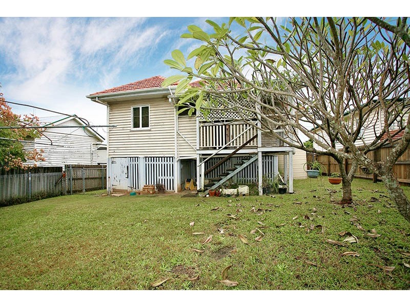 134 Broadwater Road, Mount Gravatt East QLD 4122