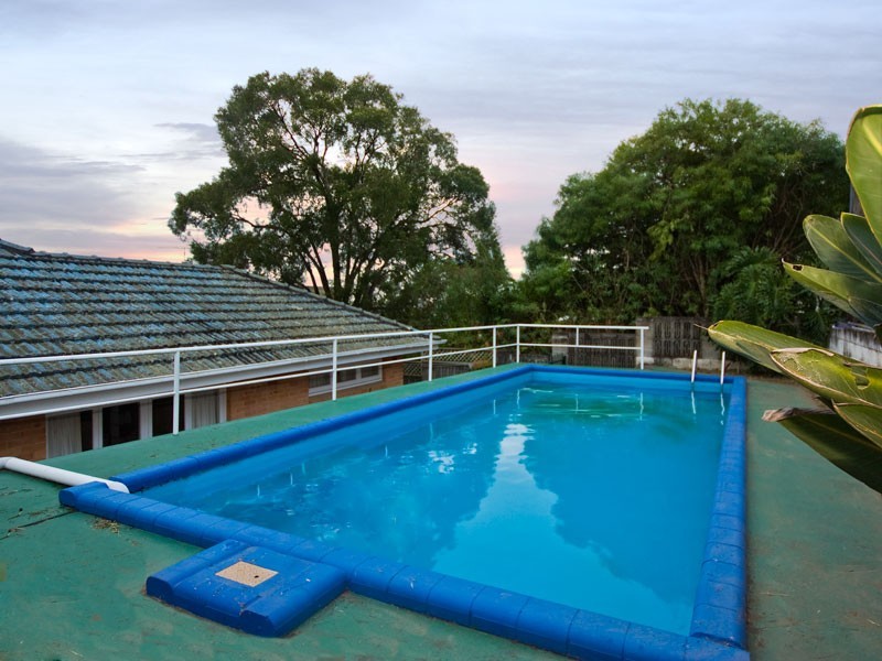 51 Dagmar Street, Holland Park West QLD 4121