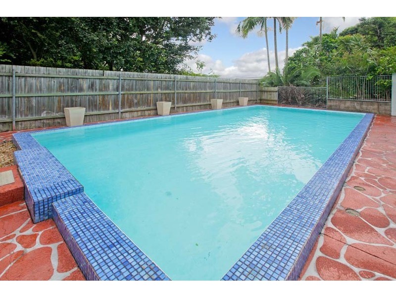 35 Mulsanne Street, Holland Park West QLD 4121