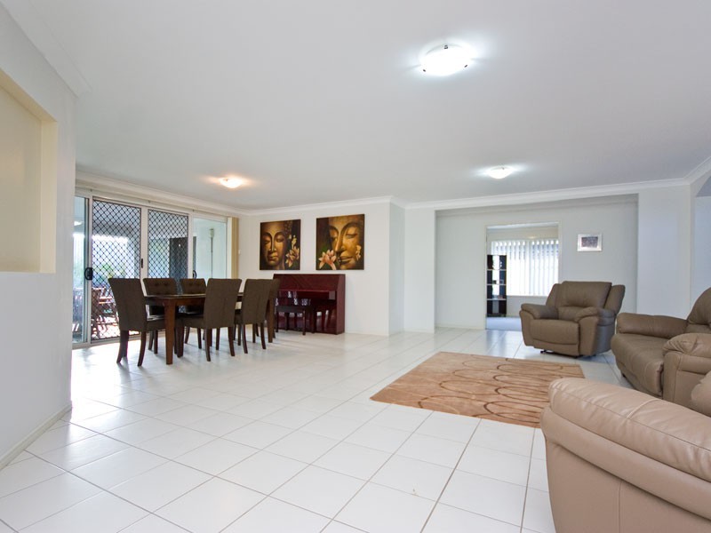 1 Spink Street, Wellington Point QLD 4160