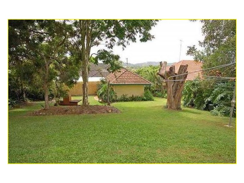 82  Hawkwood Street, Mount Gravatt East QLD 4122