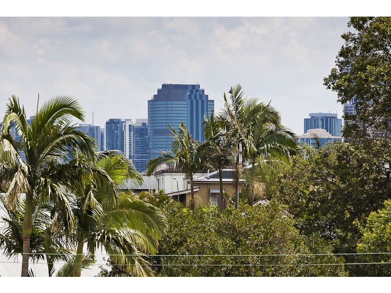 26 Norman Avenue, Norman Park QLD 4170