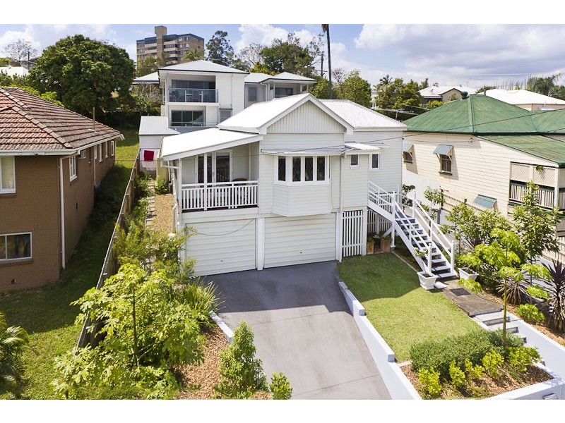 26 Norman Avenue, Norman Park QLD 4170
