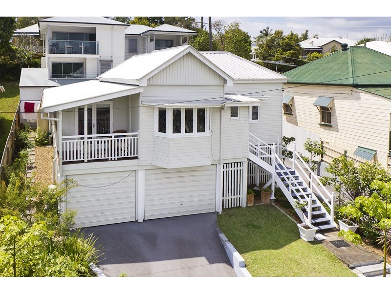 26 Norman Avenue, Norman Park QLD 4170