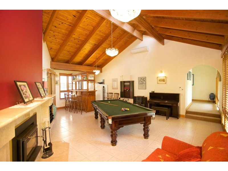 32 Oakridge Street, Burbank QLD 4156