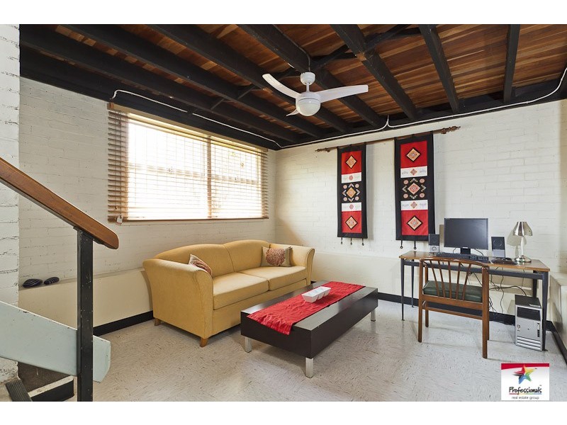 2 Olola Street, Mount Gravatt East QLD 4122