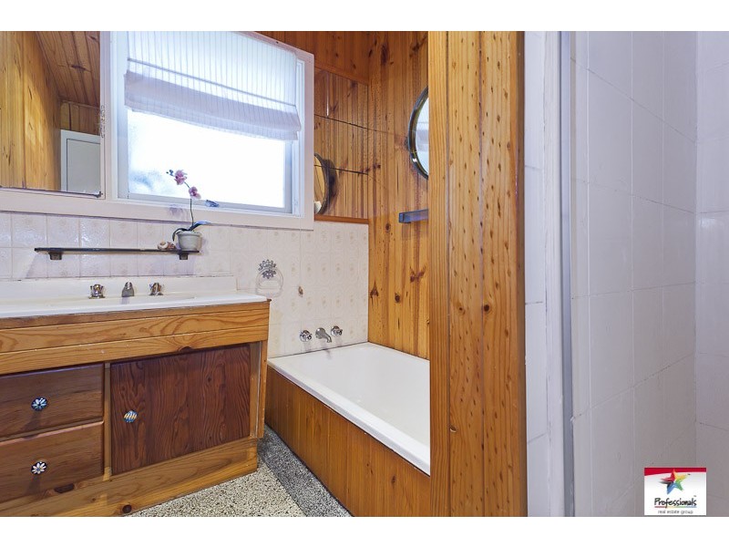 2 Olola Street, Mount Gravatt East QLD 4122