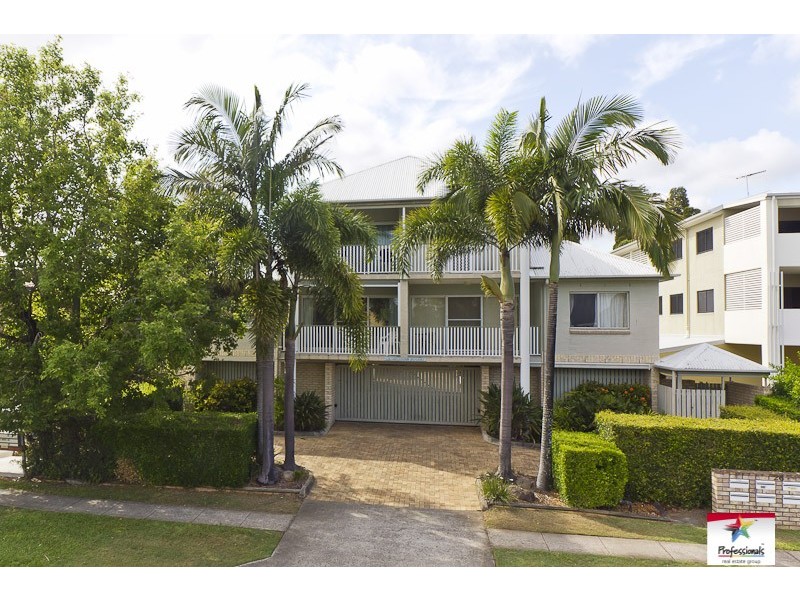 UNIT 4/26 CRUMP ST, Holland Park West QLD 4121