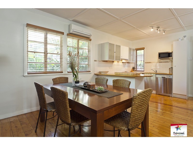 100 Canterbury Street, Mount Gravatt East QLD 4122