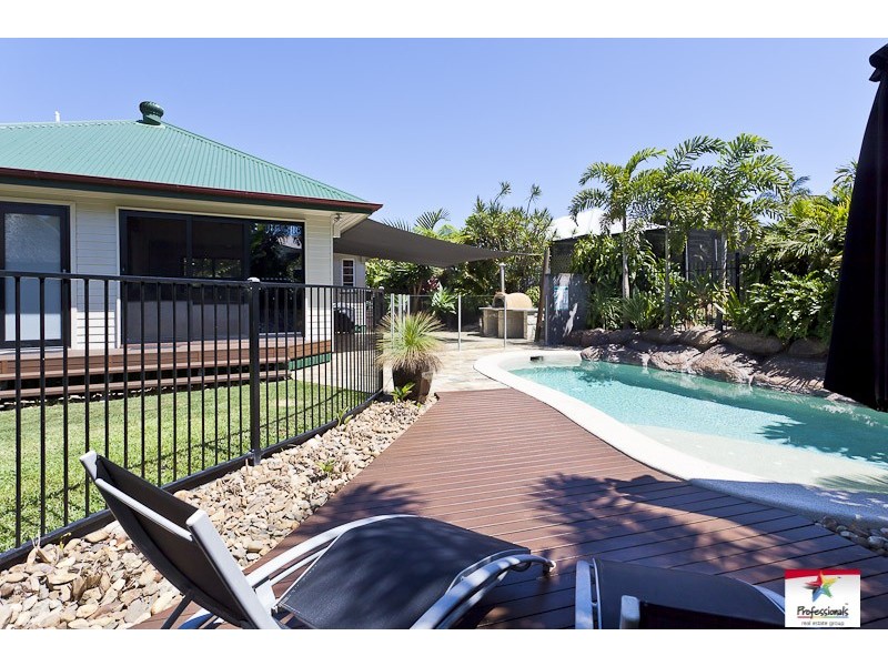 100 Canterbury Street, Mount Gravatt East QLD 4122