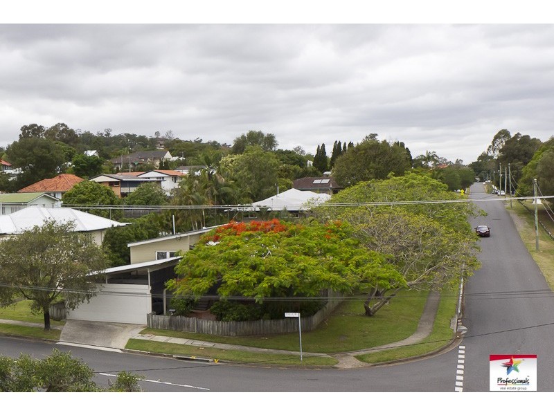 23 SEVILLE ROAD, Holland Park QLD 4121