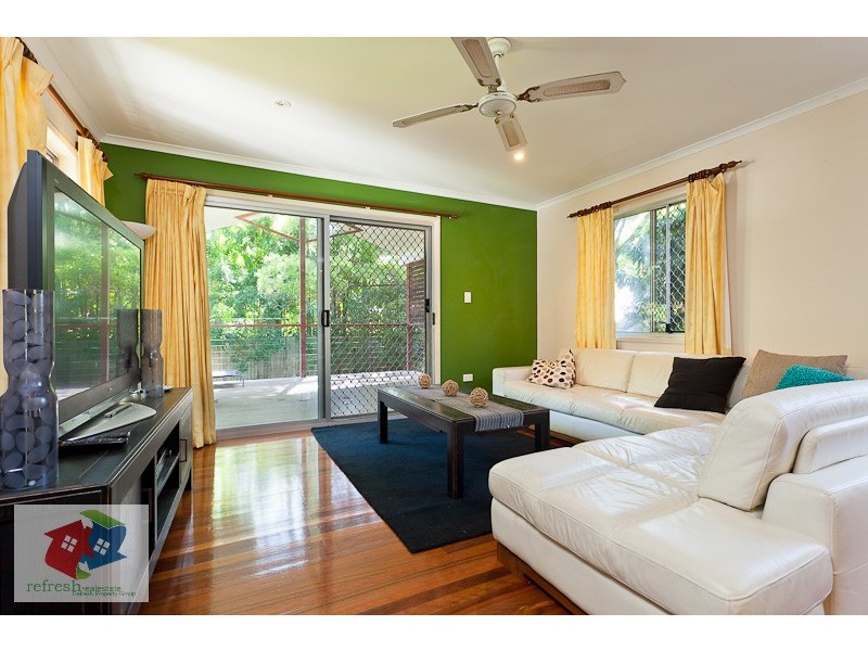 158 MESSINES RIDGE RD, Holland Park West QLD 4121