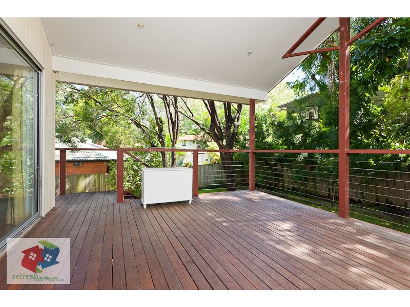 158 MESSINES RIDGE RD, Holland Park West QLD 4121