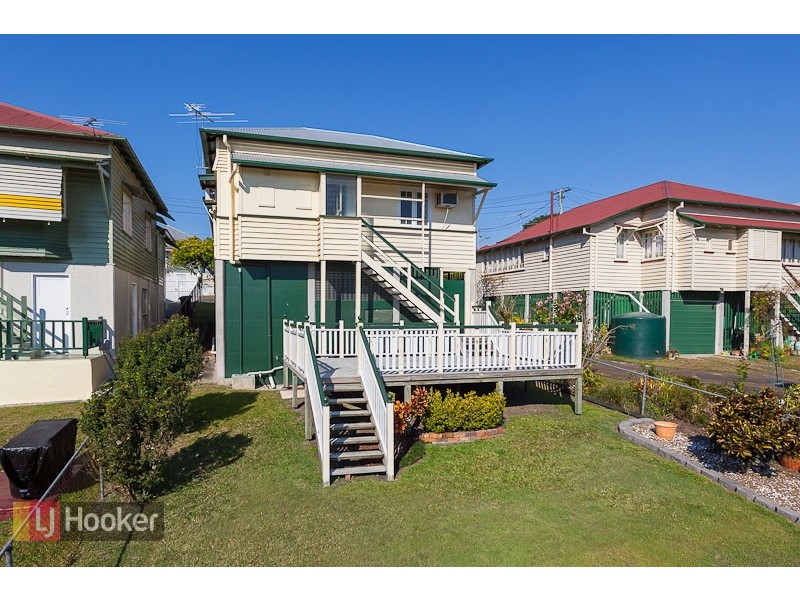 33 EMPEROR ST, Annerley QLD 4103