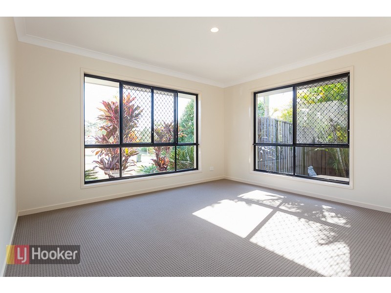 18 RAGAMUFFIN DRIVE WEST, Coomera Waters QLD 4209