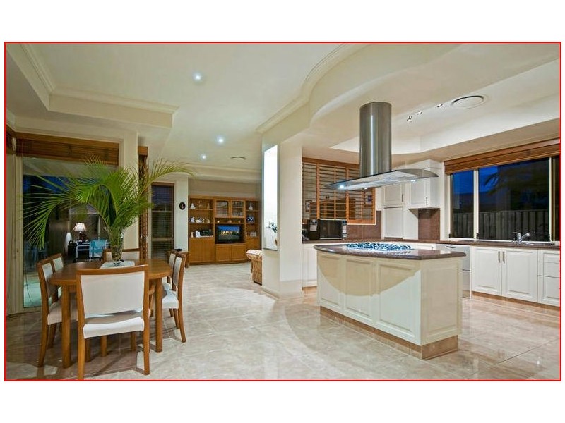 24 RAGAMUFFIN DRIVE WEST, Coomera Waters QLD 4209