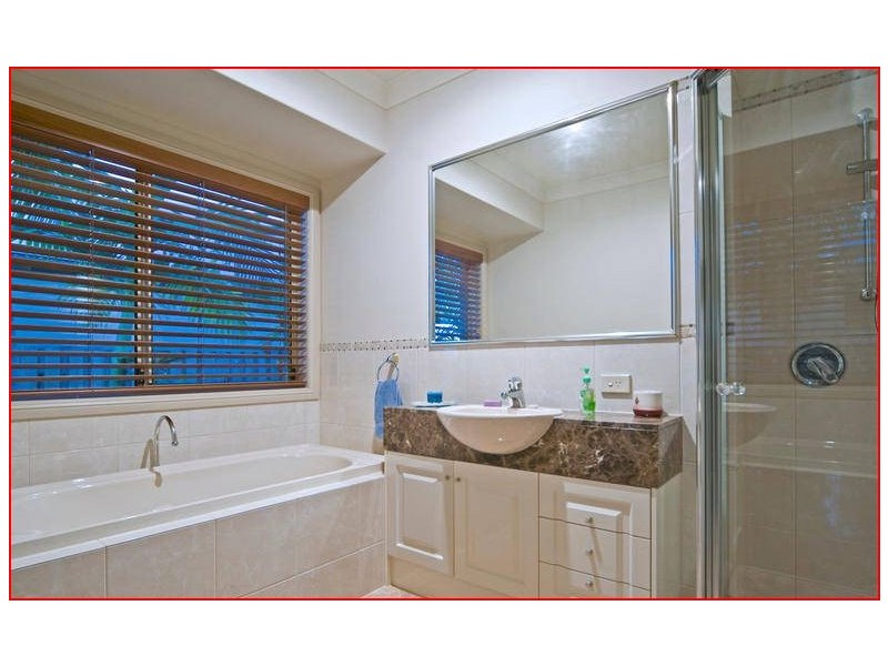 24 RAGAMUFFIN DRIVE WEST, Coomera Waters QLD 4209