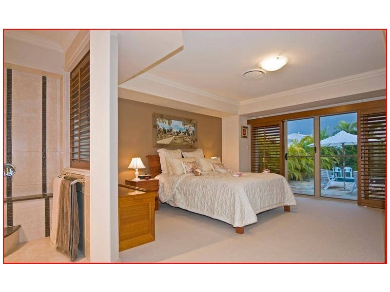 24 RAGAMUFFIN DRIVE WEST, Coomera Waters QLD 4209