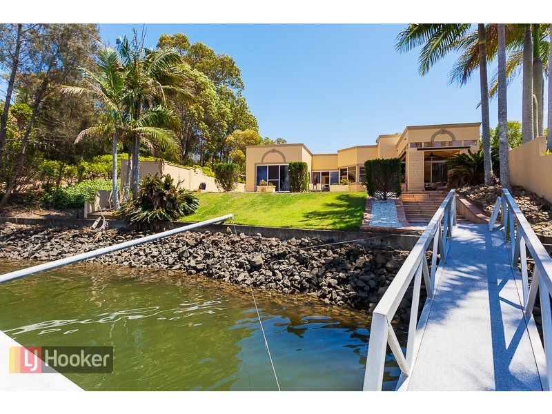 7381 Marine Drive East, Sanctuary Cove QLD 4212