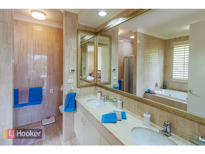 7381 Marine Drive East, Sanctuary Cove QLD 4212