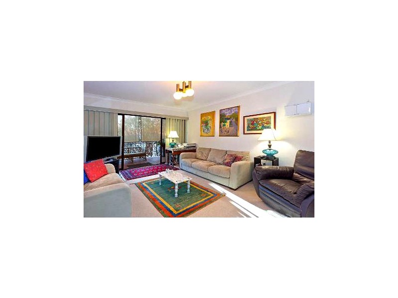 361 Cornwall St, Greenslopes QLD 4120