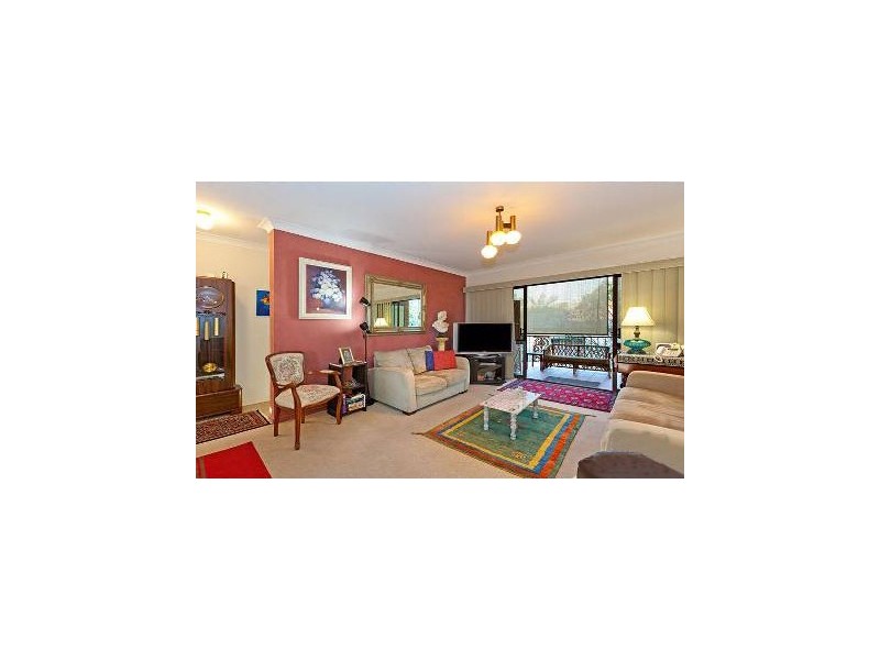 361 Cornwall St, Greenslopes QLD 4120