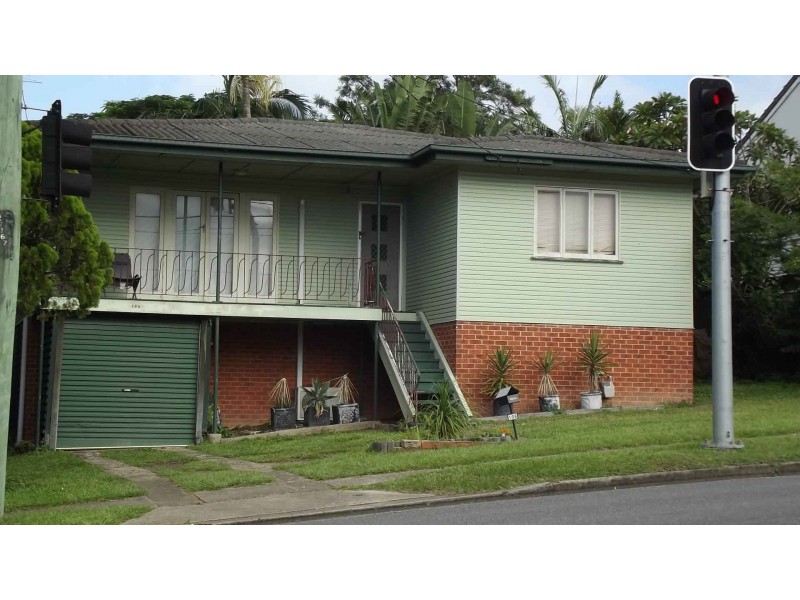 106 Marshall Road, Holland Park West QLD 4121