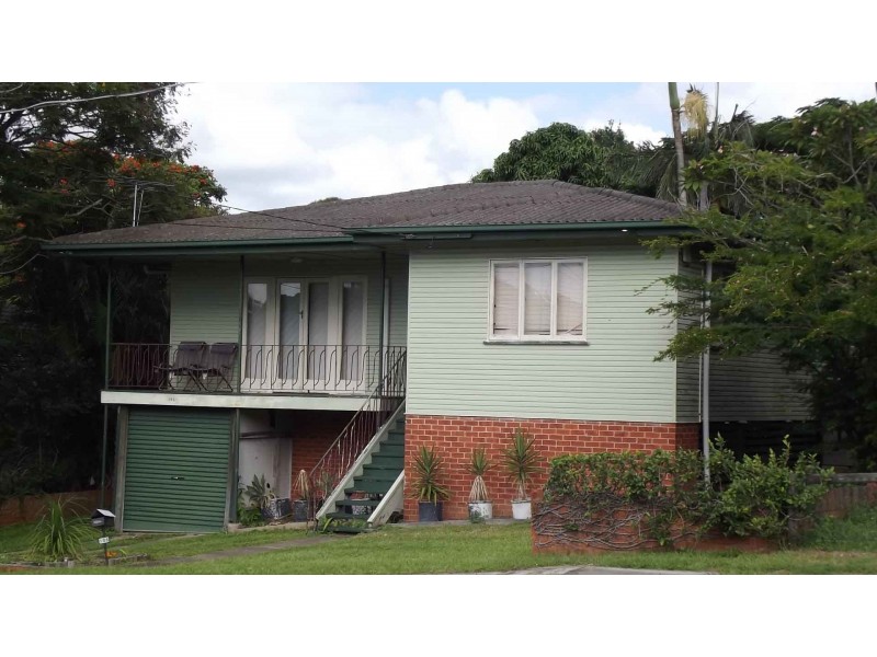 106 Marshall Road, Holland Park West QLD 4121