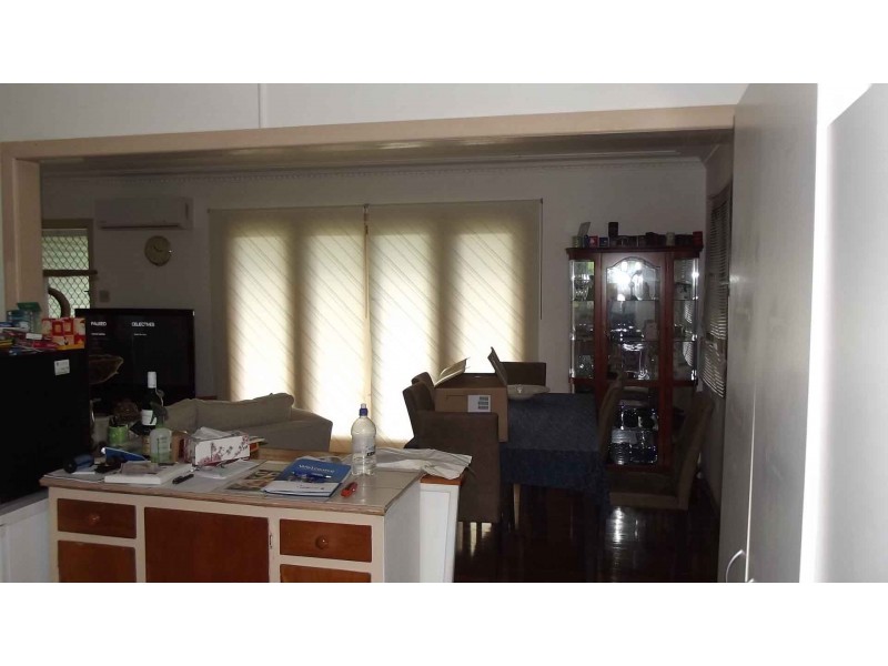106 Marshall Road, Holland Park West QLD 4121