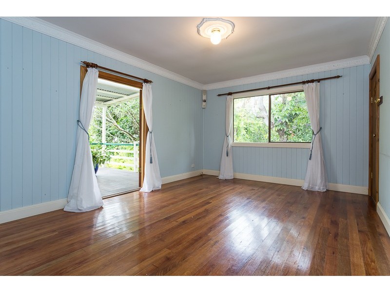 41 Turquoise Street, Holland Park QLD 4121