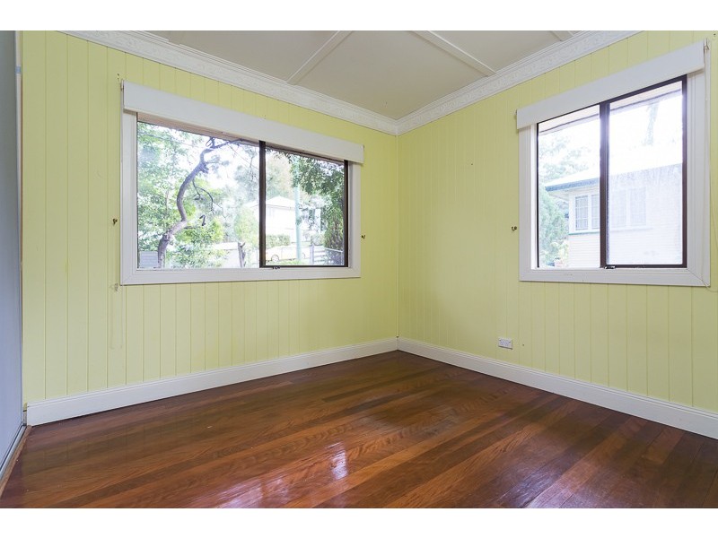 41 Turquoise Street, Holland Park QLD 4121