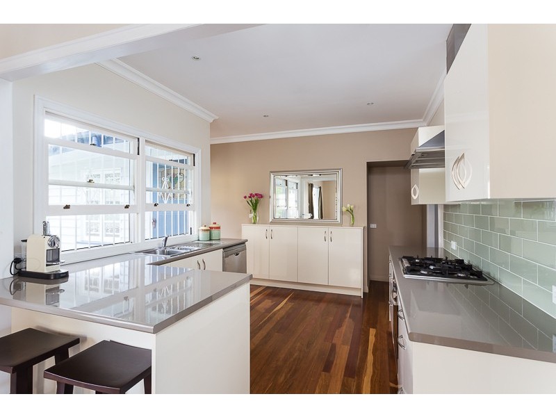 11 Coonara Street, Holland Park QLD 4121