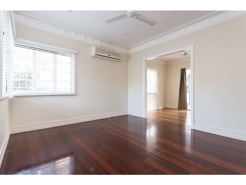 11 Coonara Street, Holland Park QLD 4121