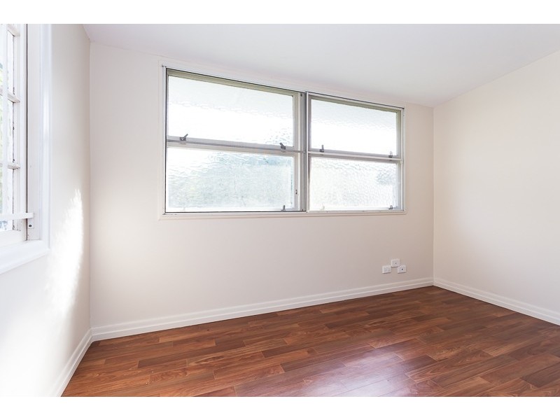 11 Coonara Street, Holland Park QLD 4121