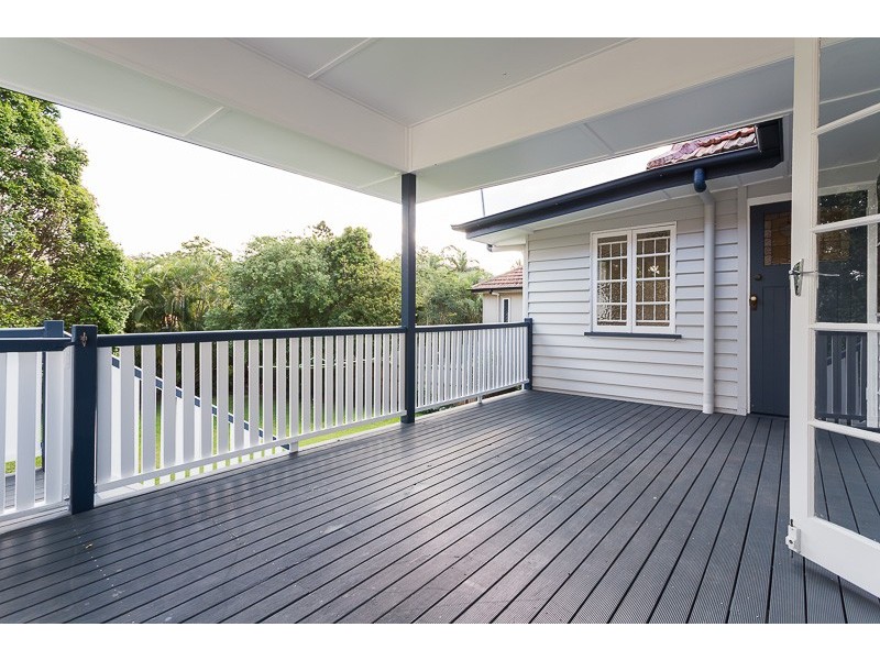 11 Coonara Street, Holland Park QLD 4121