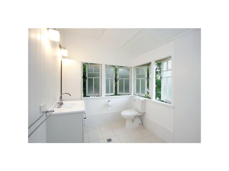 Greenslopes QLD 4120