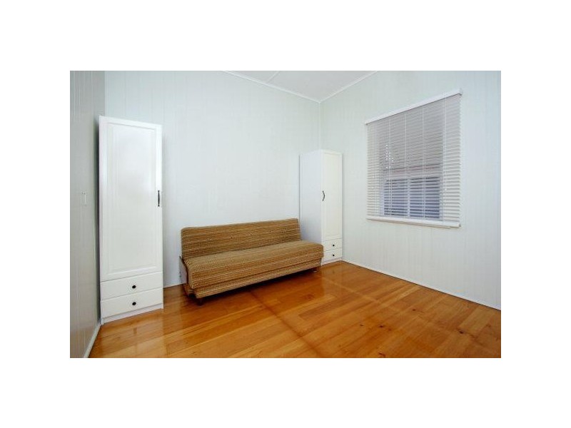 Greenslopes QLD 4120