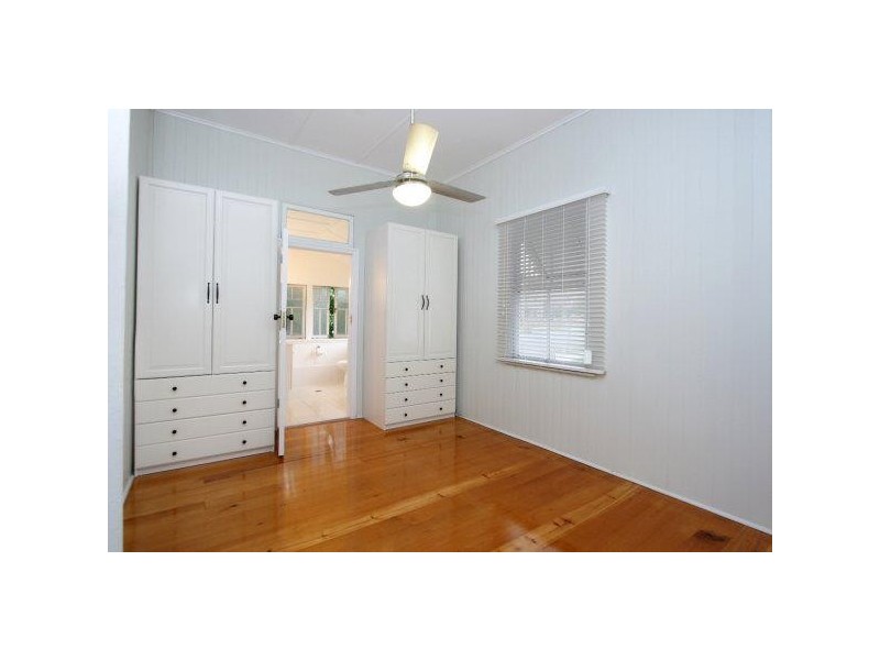 Greenslopes QLD 4120