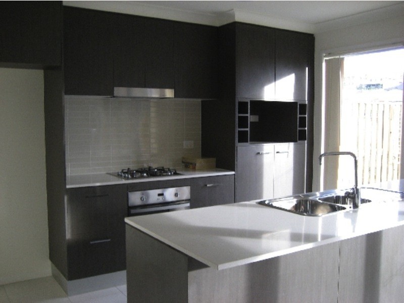 Unit 30, 1 BELONGIL ST, Pacific Pines QLD 4211