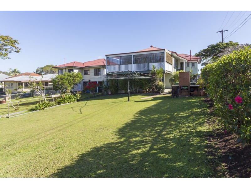 Holland Park West QLD 4121
