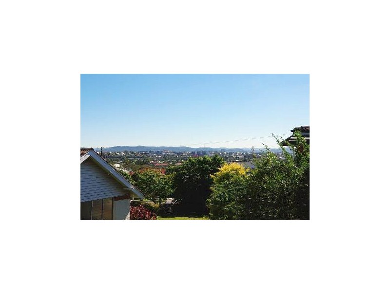 69 Chatsworth Rd, Greenslopes QLD 4120