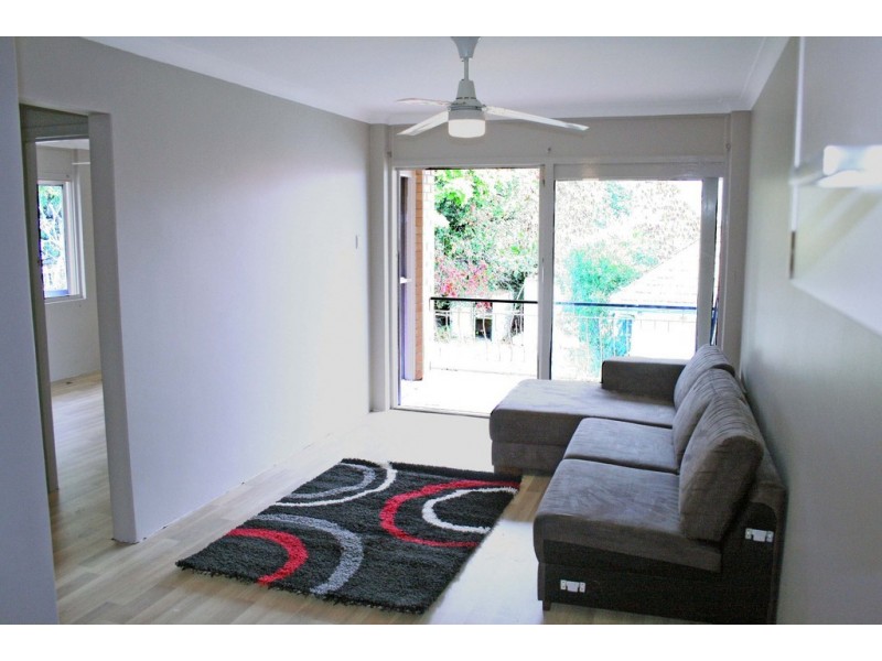 69 Chatsworth Rd, Greenslopes QLD 4120