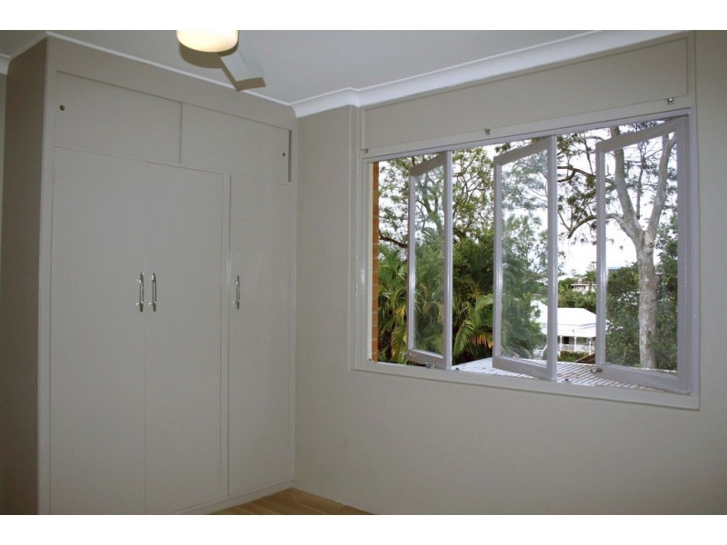 69 Chatsworth Rd, Greenslopes QLD 4120