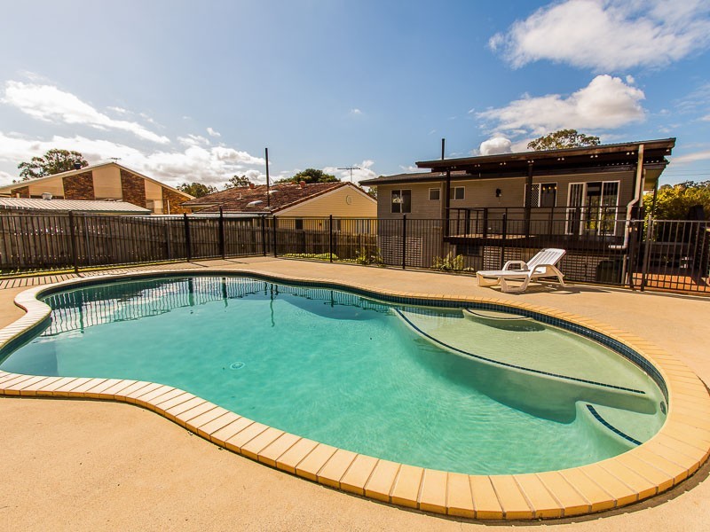 53 Messines Ridge Rd, Tarragindi QLD 4121