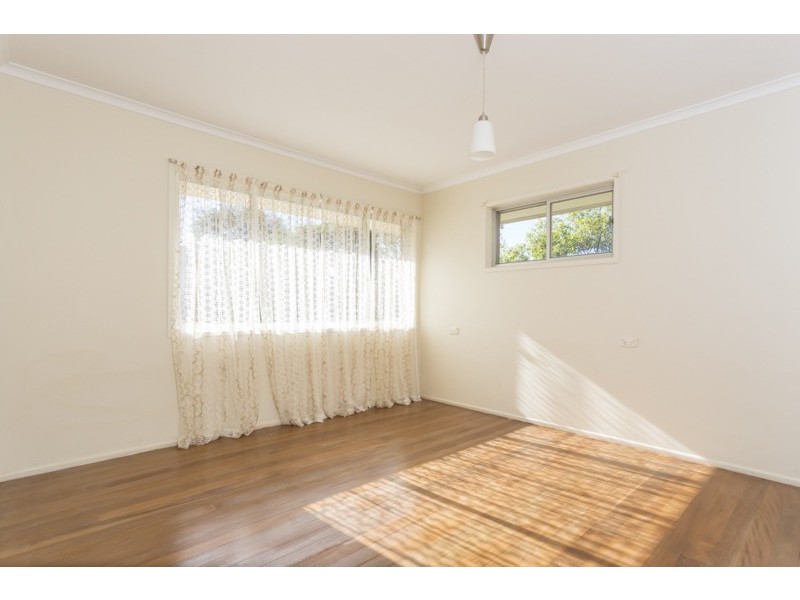 29 Hector Road, Holland Park QLD 4121