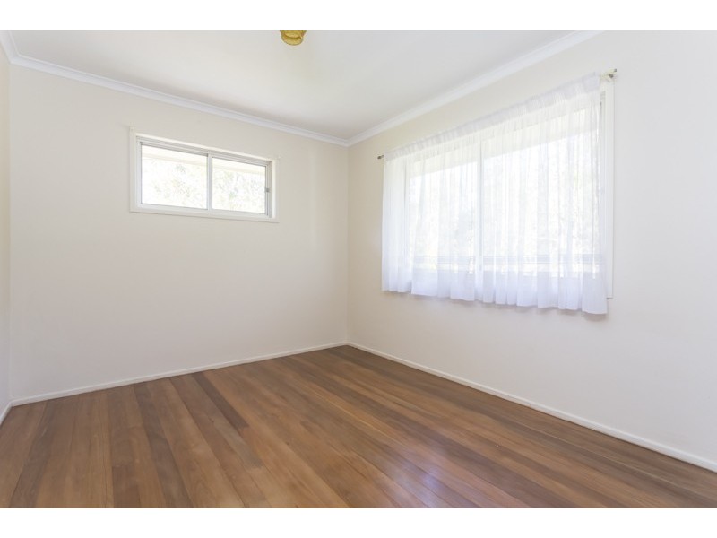 29 Hector Road, Holland Park QLD 4121