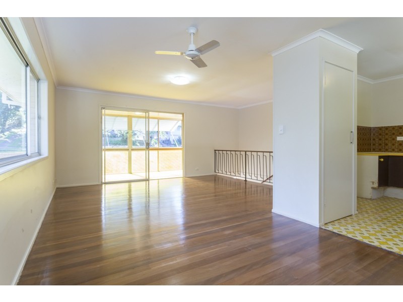 29 Hector Road, Holland Park QLD 4121